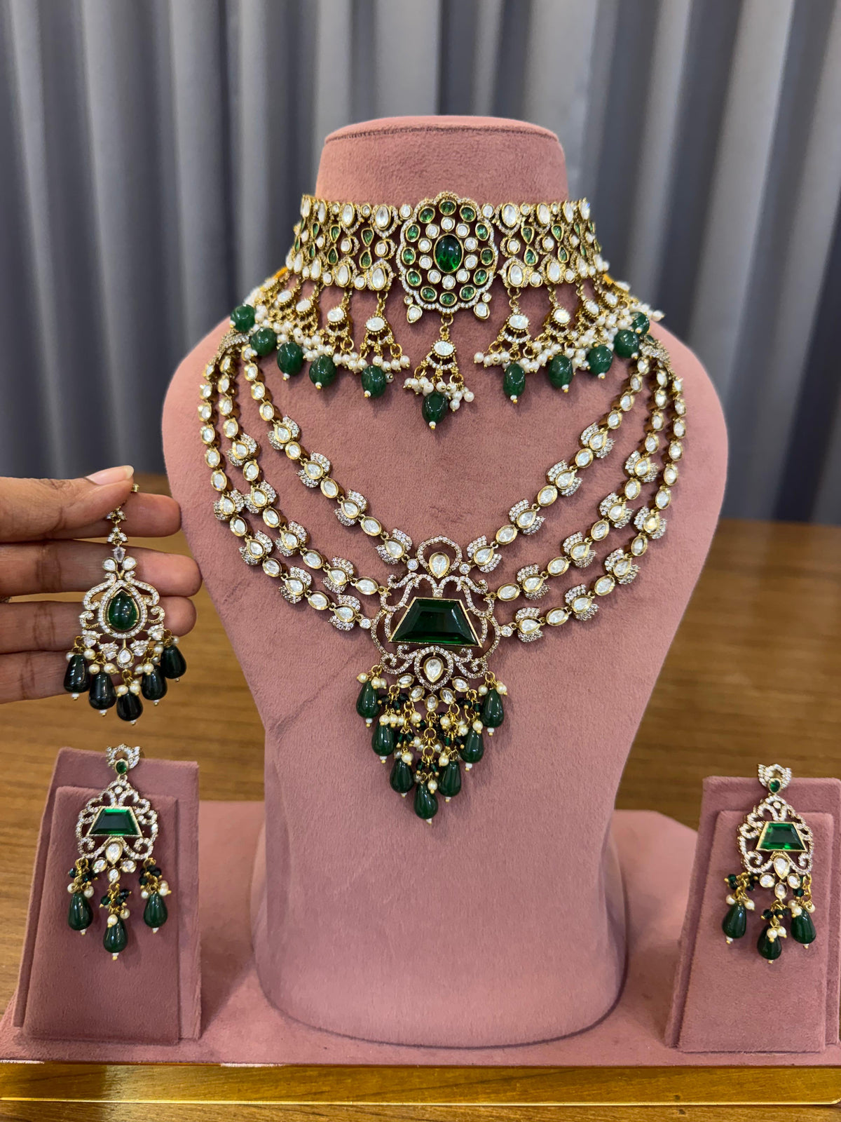Kadambari Emerald Bridal Set - full set on mannequin
