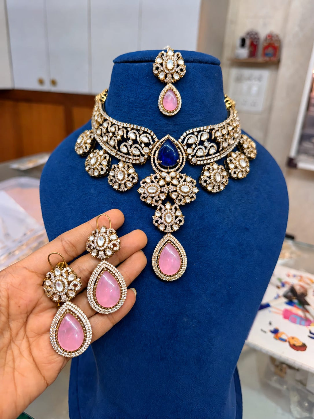 Rajnandini Sapphire-Pink Choker Set - full set on mannequin
