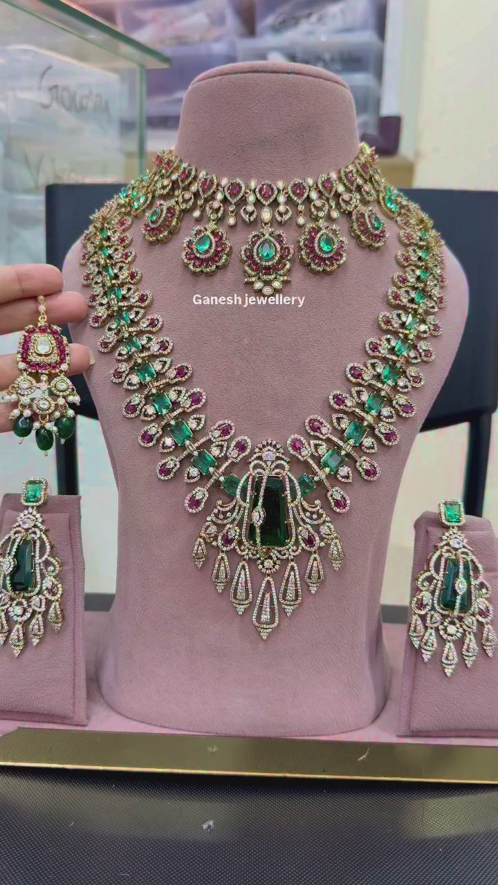 Majestic Green Kundan Polki Choker & Long Haar Set
