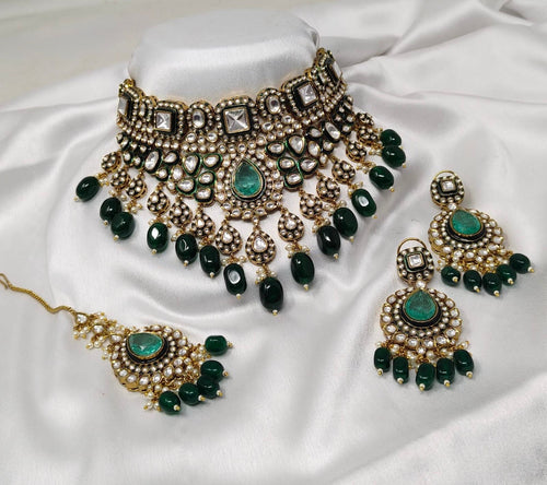 Emerald Green Bridal Kundan Polki Choker Jewellery Set with Earrings and Maang Tikka