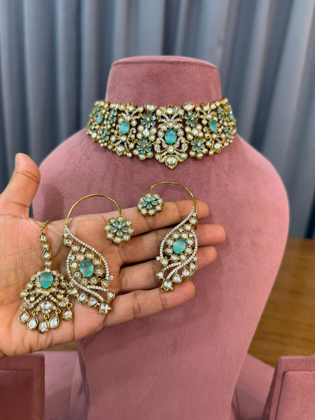 Premium Mint Green Bridal Kundan Polki Choker Jewellery Set with Earrings and Maang Tikka