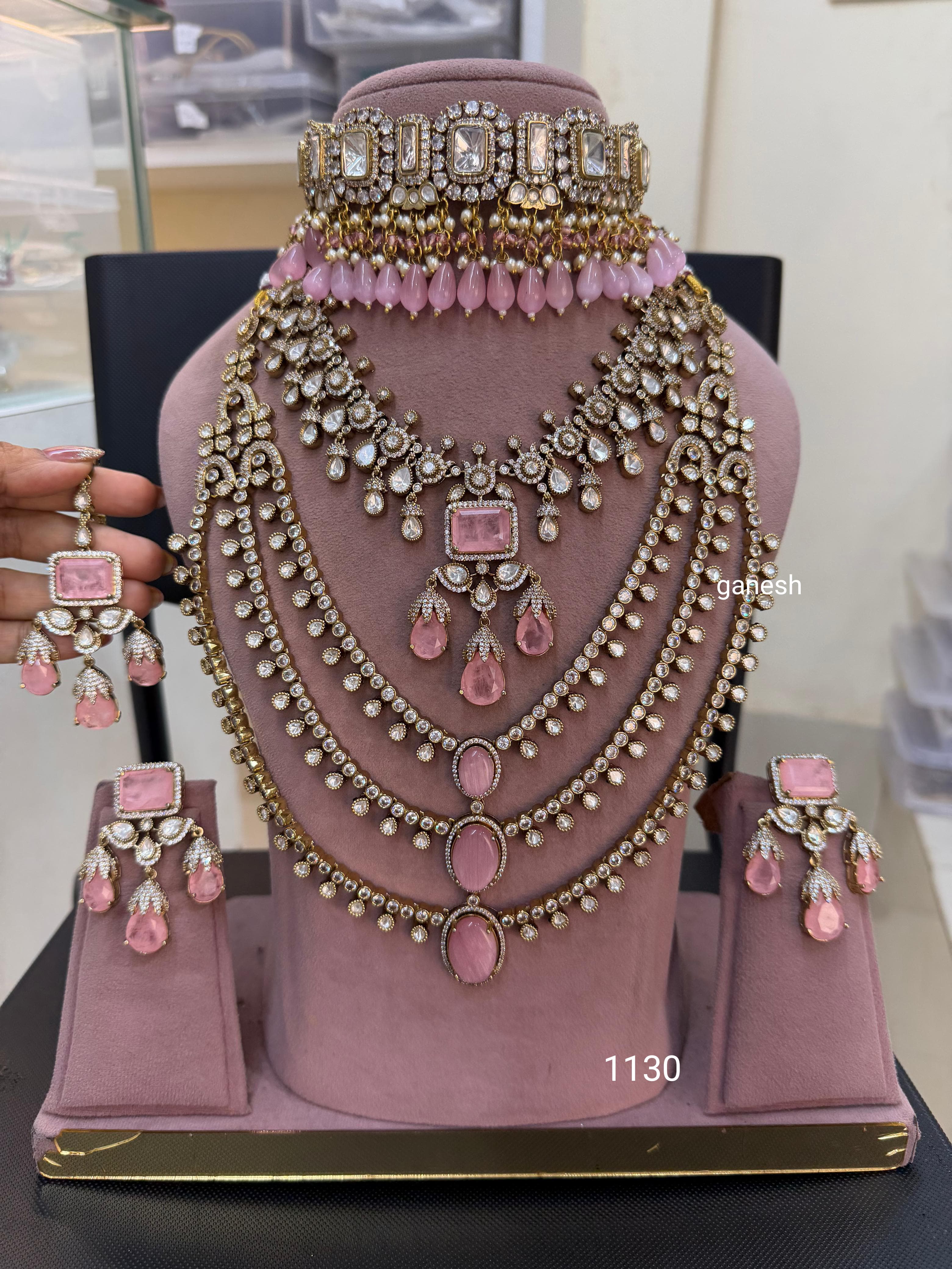 Ganesh-Kundan-Polki-Bridal-Jewellery-Set-Pink-Stones-India