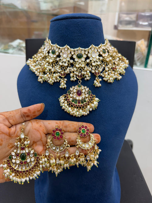 Bridal Kundan and Polki jewellery set with choker long necklace and earrings in green and ruby