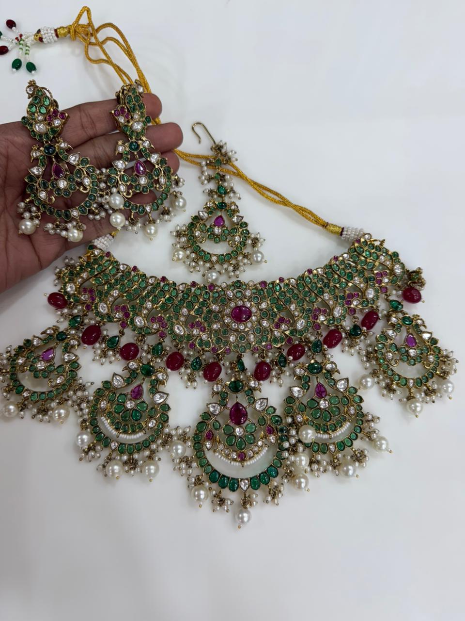 Bridal kundan polki jewellery set green red choker necklace earrings