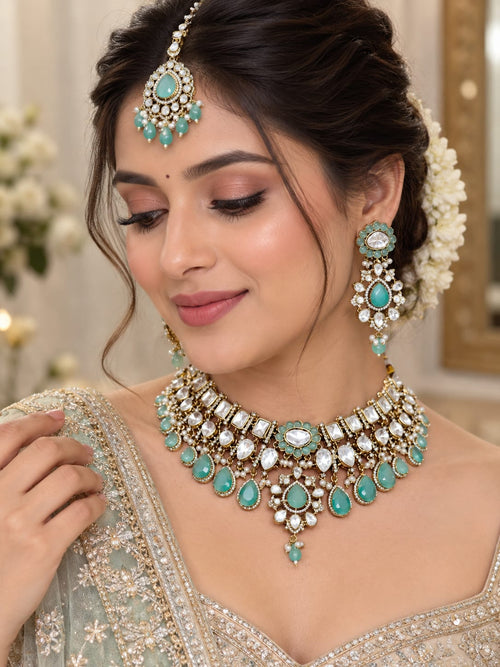 Captivating Turquoise Kundan Polki Choker Set with Maang Tikka - Kundan Polki Bridal Jewellery by Ganesh Kundan & Polki (view 2)